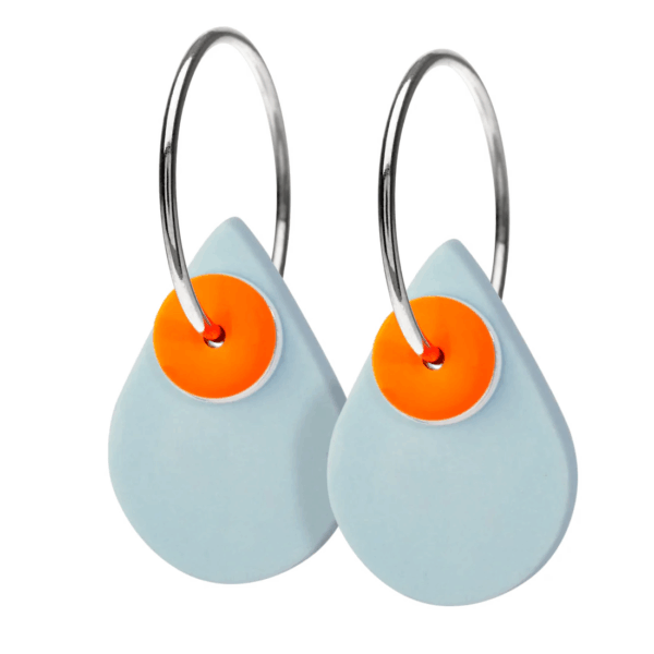 Aura Drop Cloud Neon Sterling Sølv Øreringe fra Scherning