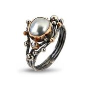 By Birdie Urban Harlem Buds Sterling Sølv Ring med 14 Karat Guld, Keshiperle og Brillanter 0,05 Carat